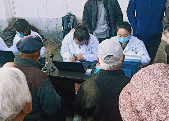 公共卫生一体机便捷型健康检测设备 公共卫生一体机便捷型健康检测设备